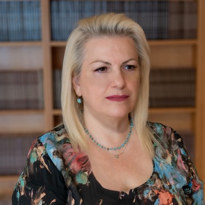 Zefi Nikolaou